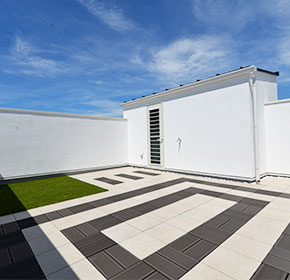 ２F入居者専用屋上スペース
